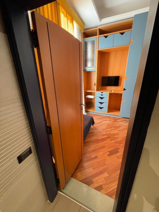 Lanova 21 Roomsナポリ エクステリア 写真